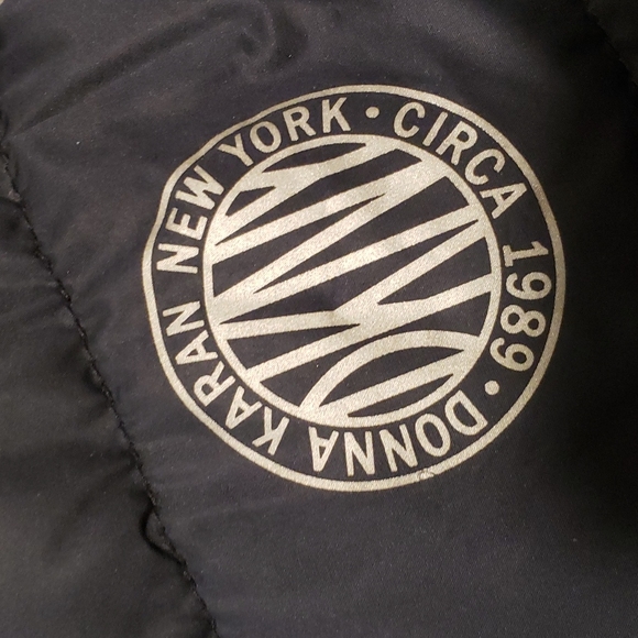 DKNY packable premium down blend coat - Picture 5 of 7